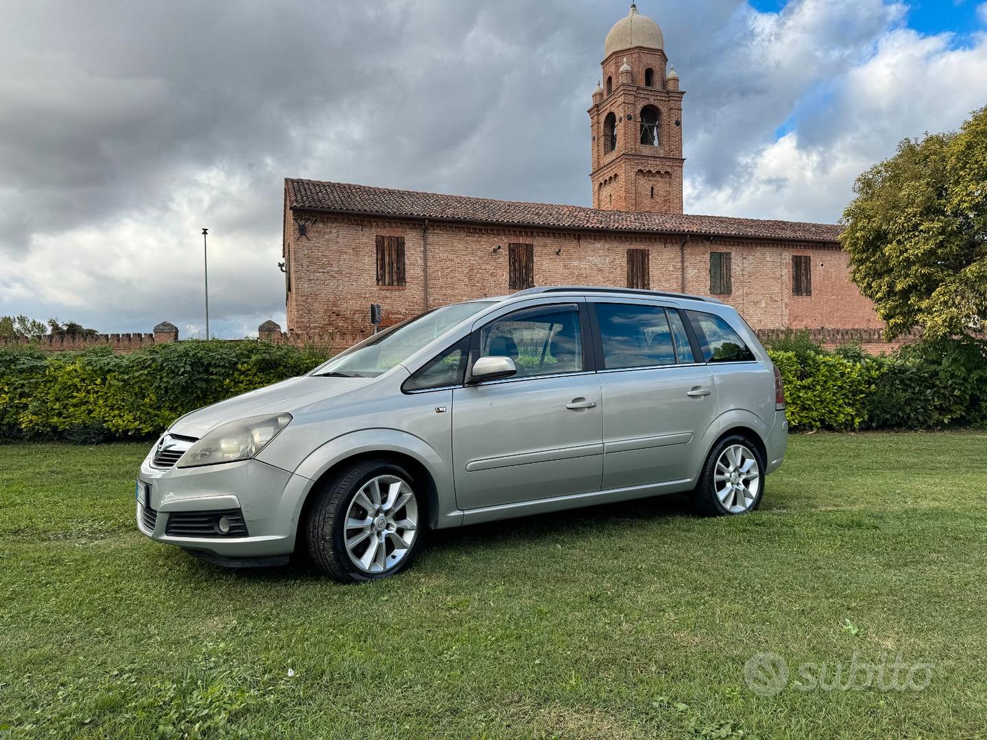 Opel Zafira 2ª serie