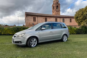 Opel Zafira 1.9 CDTI 120 CV – 7 posti – Diesel