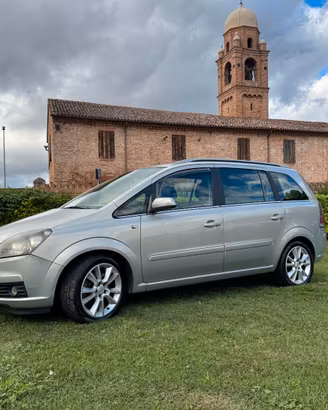Opel Zafira 1.9 CDTI 120 CV – 7 posti – Diesel