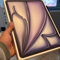 iPad Air  m3 328 GB 13 pollici
