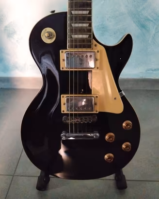 Chitarra elettrica EKO