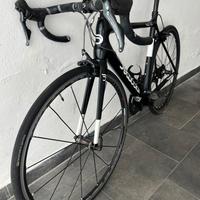 Bici da corsa in carbonio
