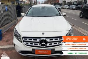 MERCEDES (X156) GLA 180 d Automatic Business