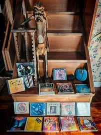 Porta CD etnico in legno + collezione CD + lettore