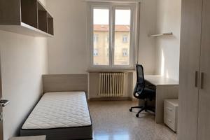 Stanza singola libera da subito in zona Stadio