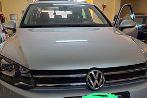 Volkswagen Touareg  2012