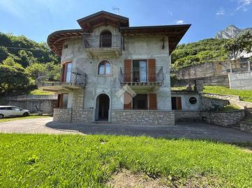 CASA INDIPENDENTE A COSTA VOLPINO