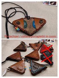 collana o  portachiavi porta plettro monete 