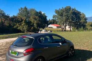 PEUGEOT 208 1.2 82 CV ALLURE GPL