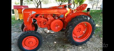 trattore oto Melara 25
