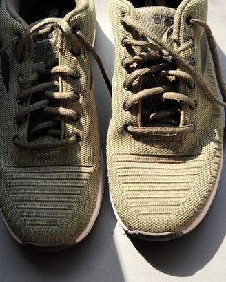 scarpe non spedisco 