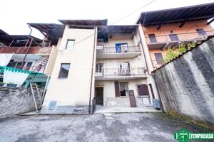 Terratetto - Terracielo a Paruzzaro 6 locali