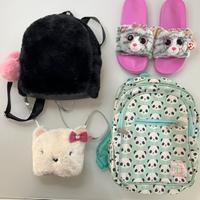 Set zaino, ciabatte e borsa pelosa + zaino panda