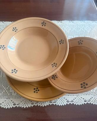 Servizio piatti terracotta