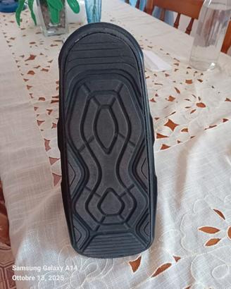 Tutore scarpone ortopedico