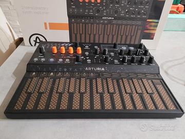 Arturia Microfreak stellar edition 