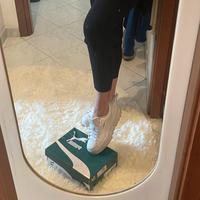 Scarpe Puma sneakers bianche logo oro