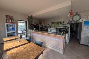 Unità indipendente: Ristorante/Negozio+Abitazione