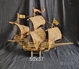 modellino caravella