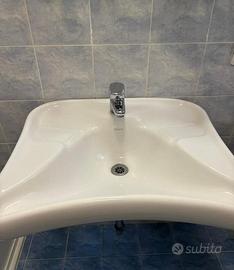 Lavabo disabili Dolomite con rubinetteria e staffe