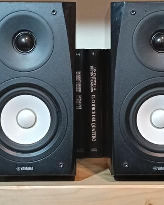 Diffusori YAMAHA NS-BP182