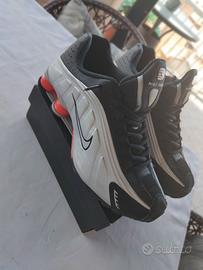 Nike Shox r4