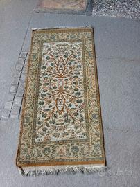 STOCK TAPPETI PREGIATI IN LANA