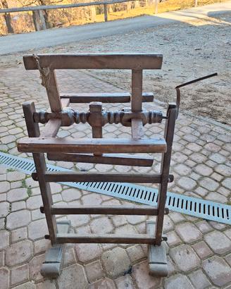 Antico filatoio a mano