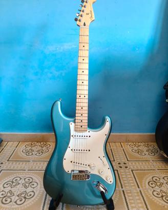 Fender Player Stratocaster + Custodia Rigida
