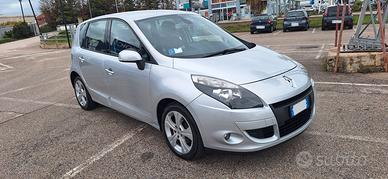 Renault Scenic Scénic X-Mod 1.5 dCi 110CV Luxe