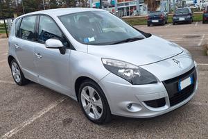 Renault Scenic Scénic X-Mod 1.5 dCi 110CV Luxe