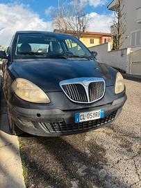 lancia Y