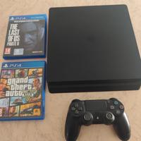 PlayStation 4 Slim 1 TB più 2 giochi