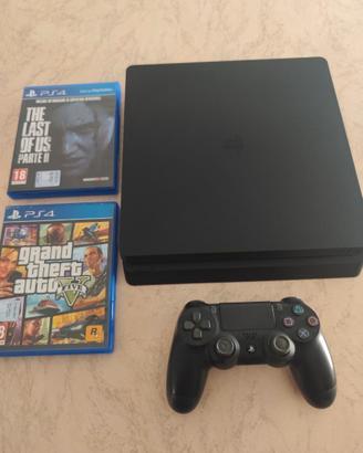 PlayStation 4 Slim 1 TB più 2 giochi