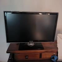 TV Samsung 22" con HDMI, USB