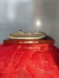 Costa Concordia modellino nave