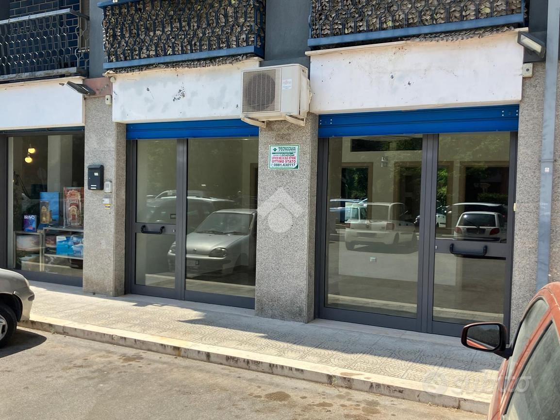 NEGOZIO A FOGGIA - Vista 3