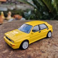 modellino auto scala 1/43 lancia delta hf integral