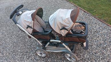 Passeggino gemellare con ovetto