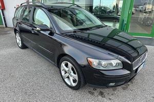 VOLVO V50 2.0 D Momentum 136 cv