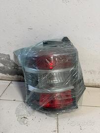 Faro posteriore sx Toyota IQ