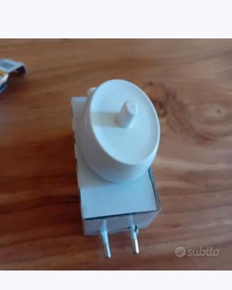 Carica batterie spazzolino Oral B