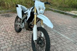 hm 70 top nero