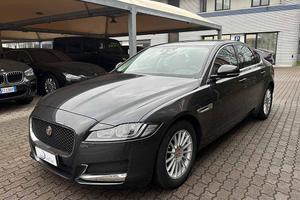 JAGUAR XF 2.0 d Pure BERLINA AUTOMATICA TELECAME