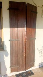 Balcone / scuro in legno