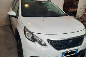 Peugeot 2008 1.6 Bluehd Allure Full Optional 9400€