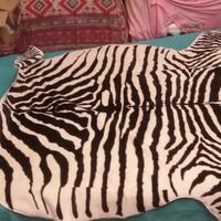 Tappeto a forma di zebra