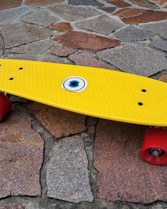 Skate board giallo