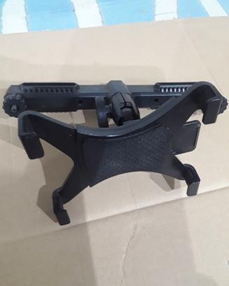 Porta tablet per auto