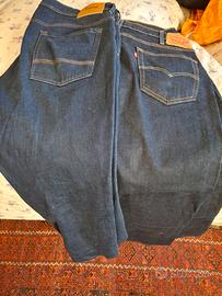 2 paia di jeans